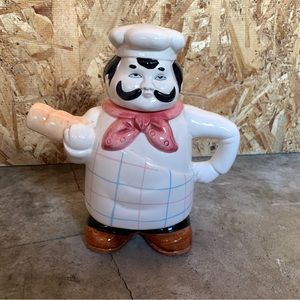 Chef Shaped Pitcher Cute Water Decor Kitchen Kitschy Bake Coffee Pastry